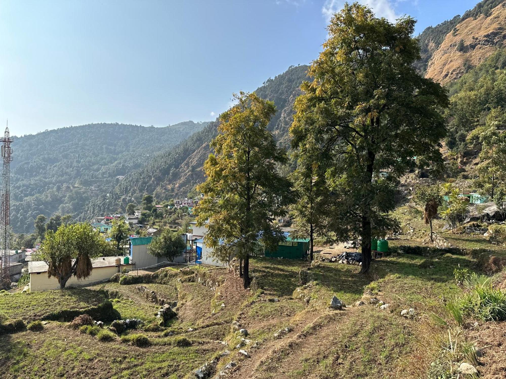 Lake Haven Resort, Sari, Chopta エクステリア 写真